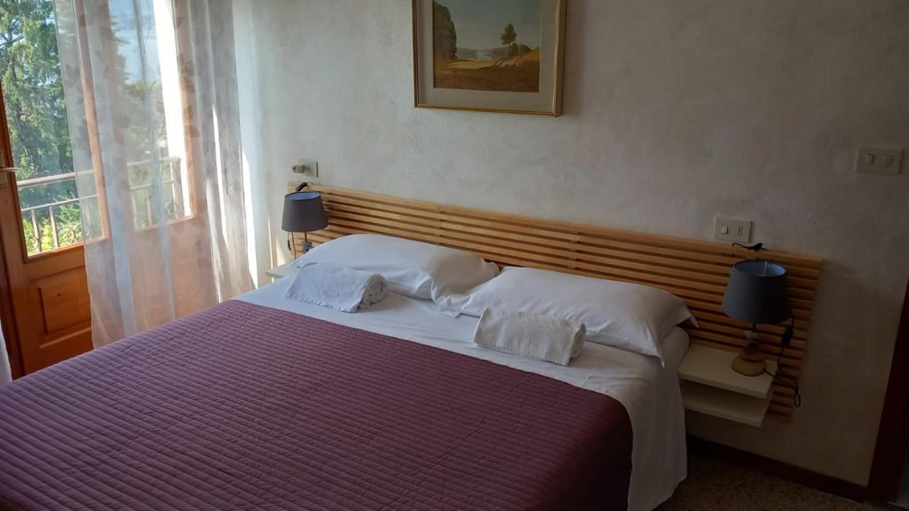 My Holidays - Camere Dei Fiori غْرافيدونا المظهر الخارجي الصورة